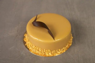 Tort belgijski słony karmel